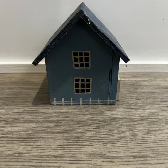 Vintage Small Handmade Primitive Tole Painted Wooden House - Picture 6 of 7